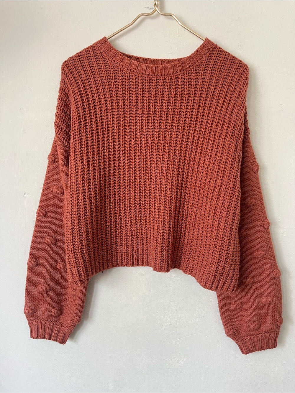 Moon & Madison Rust Orange Pom Pom Bobble Sleeve Cropped Knit Sweater S preppy